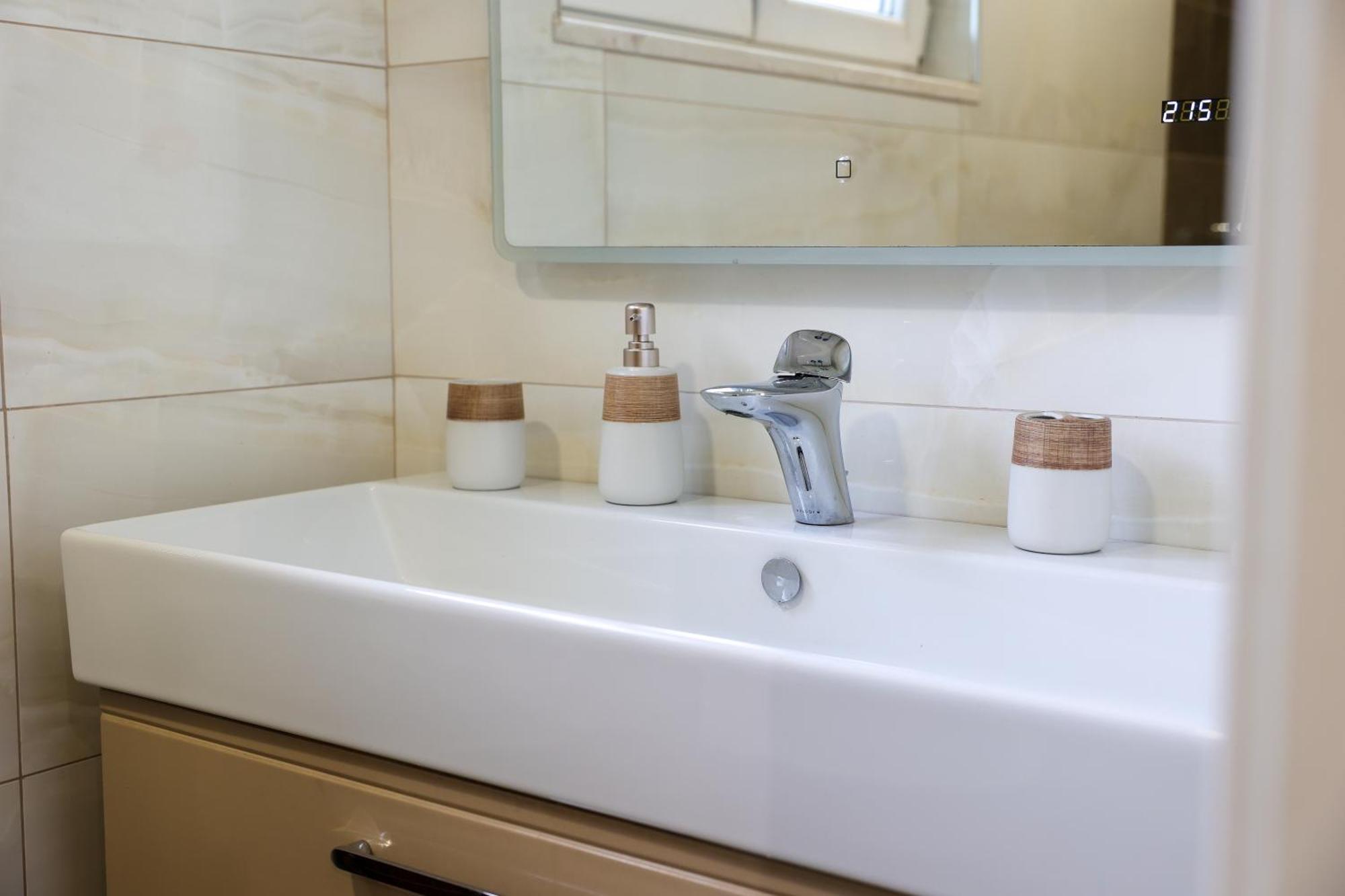 Alara Apartment ティラナ エクステリア 写真